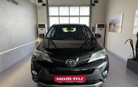 Toyota RAV4, 2013 год, 2 200 000 рублей, 2 фотография