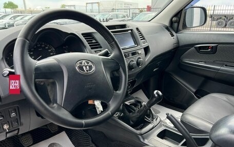 Toyota Hilux VII, 2014 год, 3 599 000 рублей, 11 фотография