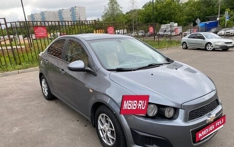 Chevrolet Aveo III, 2015 год, 900 000 рублей, 3 фотография