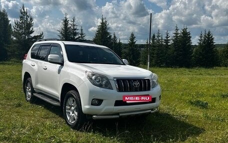 Toyota Land Cruiser Prado 150 рестайлинг 2, 2013 год, 3 000 000 рублей, 2 фотография