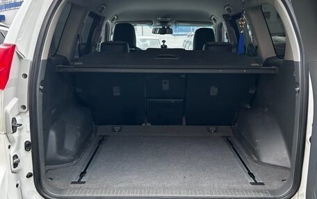 Toyota Land Cruiser Prado 150 рестайлинг 2, 2013 год, 3 000 000 рублей, 13 фотография