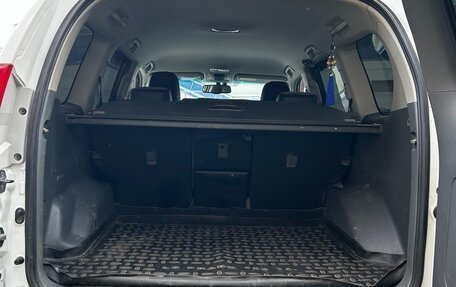 Toyota Land Cruiser Prado 150 рестайлинг 2, 2013 год, 3 000 000 рублей, 14 фотография