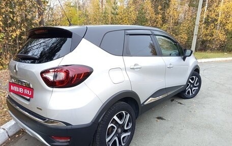 Renault Kaptur I рестайлинг, 2017 год, 1 500 000 рублей, 7 фотография