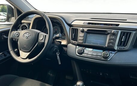 Toyota RAV4, 2014 год, 1 795 600 рублей, 14 фотография