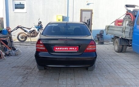 Mercedes-Benz C-Класс, 2002 год, 630 000 рублей, 4 фотография