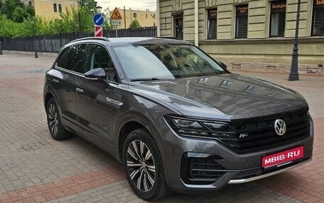Volkswagen Touareg III, 2019 год, 5 850 000 рублей, 1 фотография