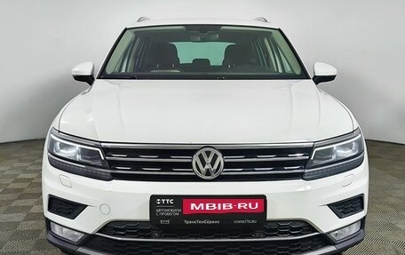 Volkswagen Tiguan II, 2017 год, 2 520 000 рублей, 2 фотография