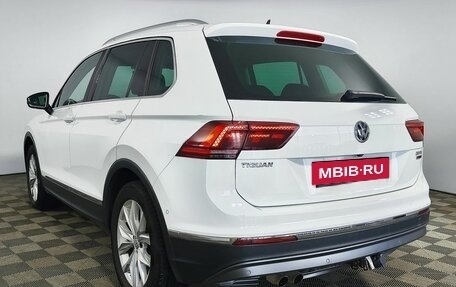 Volkswagen Tiguan II, 2017 год, 2 520 000 рублей, 8 фотография