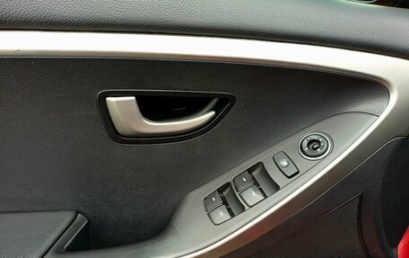 Hyundai i30 II рестайлинг, 2012 год, 749 000 рублей, 17 фотография