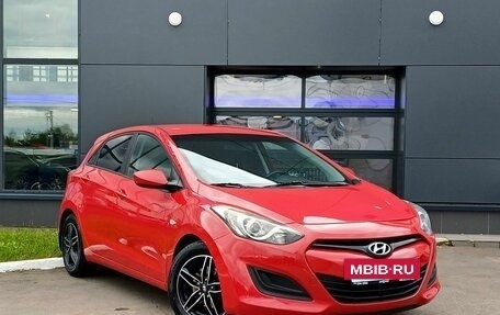 Hyundai i30 II рестайлинг, 2012 год, 749 000 рублей, 3 фотография