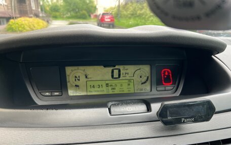 Citroen C4 Picasso II рестайлинг, 2012 год, 810 000 рублей, 17 фотография