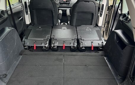 Citroen C4 Picasso II рестайлинг, 2012 год, 810 000 рублей, 28 фотография