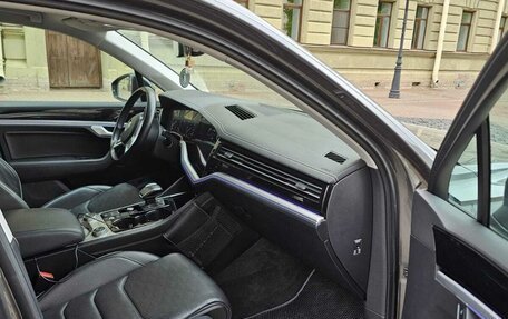 Volkswagen Touareg III, 2019 год, 5 850 000 рублей, 6 фотография