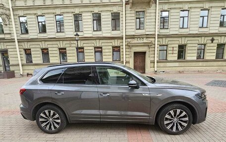 Volkswagen Touareg III, 2019 год, 5 850 000 рублей, 9 фотография