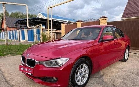 BMW 3 серия, 2012 год, 1 360 000 рублей, 10 фотография