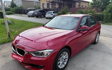 BMW 3 серия, 2012 год, 1 360 000 рублей, 8 фотография