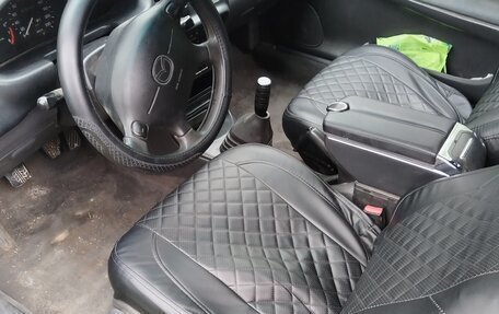 Mazda 323, 1996 год, 130 000 рублей, 6 фотография