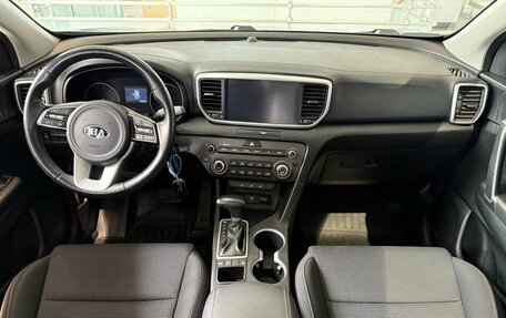 KIA Sportage IV рестайлинг, 2020 год, 2 290 000 рублей, 18 фотография