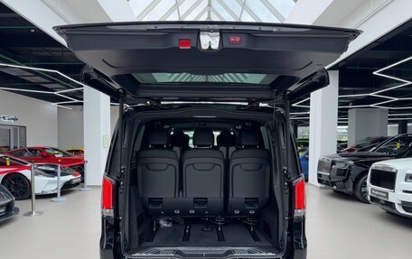 Mercedes-Benz V-Класс, 2025 год, 13 990 000 рублей, 38 фотография