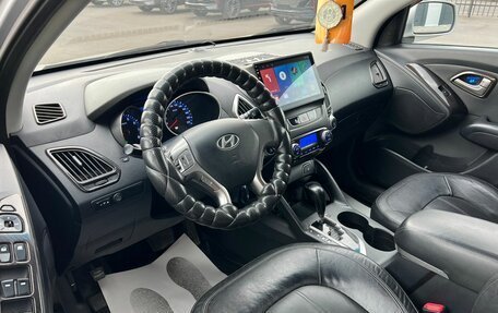 Hyundai Tucson III, 2010 год, 1 329 000 рублей, 10 фотография