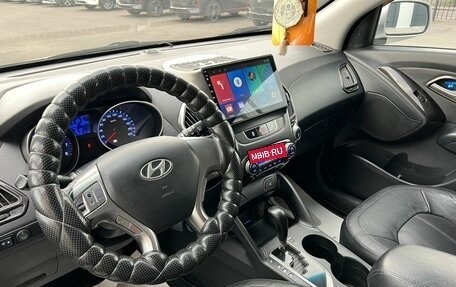 Hyundai Tucson III, 2010 год, 1 329 000 рублей, 11 фотография