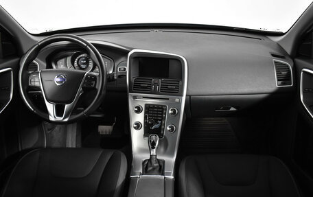 Volvo XC60 II, 2017 год, 2 200 000 рублей, 10 фотография