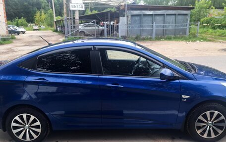 Hyundai Solaris II рестайлинг, 2013 год, 920 000 рублей, 3 фотография