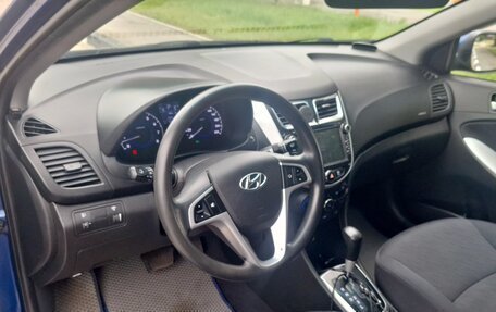 Hyundai Solaris II рестайлинг, 2013 год, 920 000 рублей, 16 фотография
