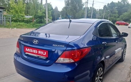 Hyundai Solaris II рестайлинг, 2013 год, 920 000 рублей, 5 фотография