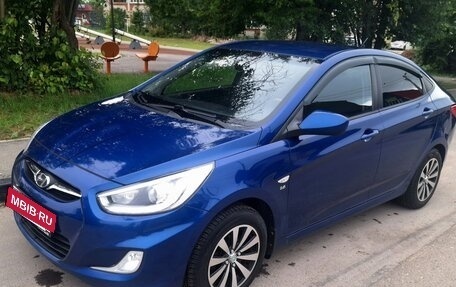 Hyundai Solaris II рестайлинг, 2013 год, 920 000 рублей, 10 фотография