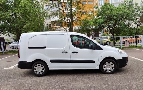 Peugeot Partner II рестайлинг 2, 2014 год, 700 000 рублей, 3 фотография