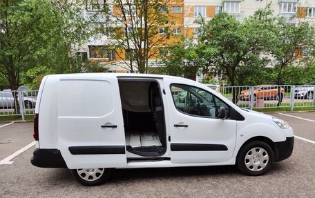 Peugeot Partner II рестайлинг 2, 2014 год, 700 000 рублей, 4 фотография