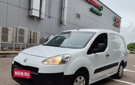 Peugeot Partner II рестайлинг 2, 2014 год, 700 000 рублей, 2 фотография
