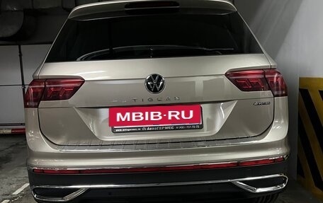 Volkswagen Tiguan II, 2021 год, 3 988 345 рублей, 8 фотография
