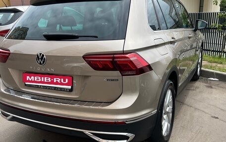 Volkswagen Tiguan II, 2021 год, 3 988 345 рублей, 3 фотография