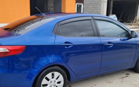 KIA Rio III рестайлинг, 2011 год, 800 000 рублей, 5 фотография