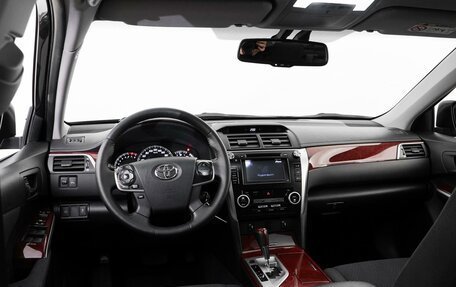 Toyota Camry, 2014 год, 1 670 000 рублей, 6 фотография