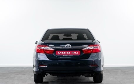 Toyota Camry, 2014 год, 1 670 000 рублей, 4 фотография