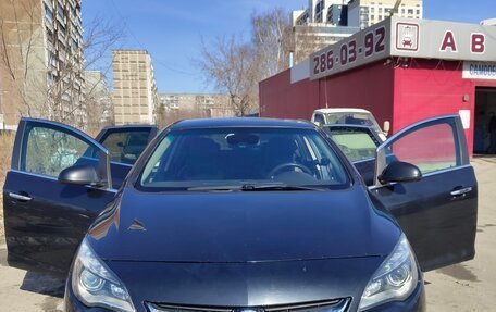 Opel Astra J, 2013 год, 900 000 рублей, 7 фотография