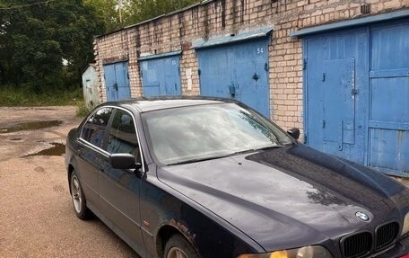 BMW 5 серия, 2003 год, 550 000 рублей, 3 фотография