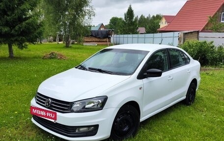 Volkswagen Polo VI (EU Market), 2018 год, 780 000 рублей, 2 фотография