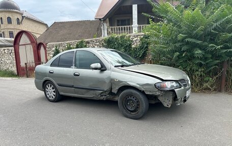 Nissan Almera, 2005 год, 235 000 рублей, 2 фотография
