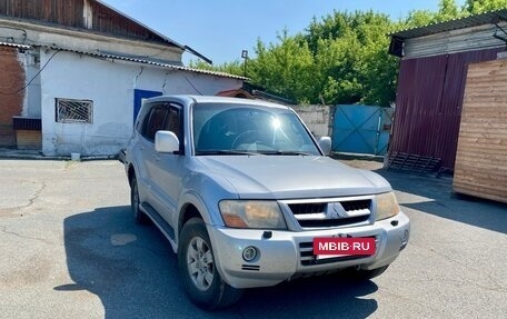 Mitsubishi Pajero III рестайлинг, 2003 год, 800 000 рублей, 3 фотография