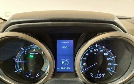 Toyota Land Cruiser Prado 150 рестайлинг 2, 2010 год, 2 149 000 рублей, 19 фотография