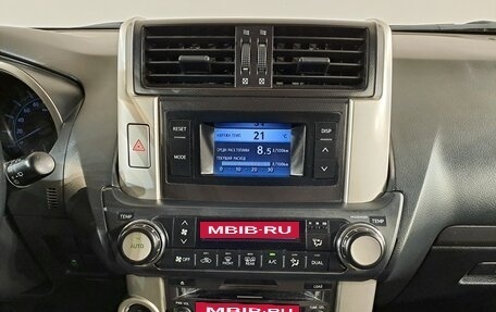 Toyota Land Cruiser Prado 150 рестайлинг 2, 2010 год, 2 149 000 рублей, 20 фотография