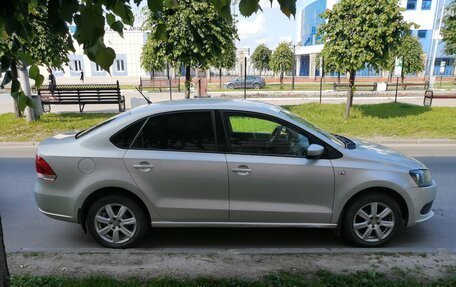 Volkswagen Polo VI (EU Market), 2013 год, 850 000 рублей, 2 фотография