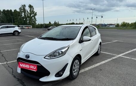 Toyota Aqua I, 2018 год, 849 000 рублей, 8 фотография