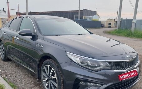 KIA Optima IV, 2019 год, 1 850 000 рублей, 2 фотография