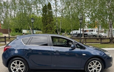 Opel Astra J, 2010 год, 515 000 рублей, 4 фотография