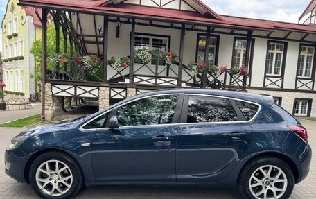 Opel Astra J, 2010 год, 515 000 рублей, 8 фотография